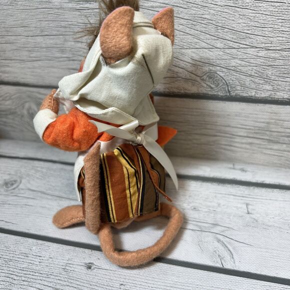 Pilgrim Girl and Boy Annalee Dolls Fall, Thanksgiving - Picture 5 of 13